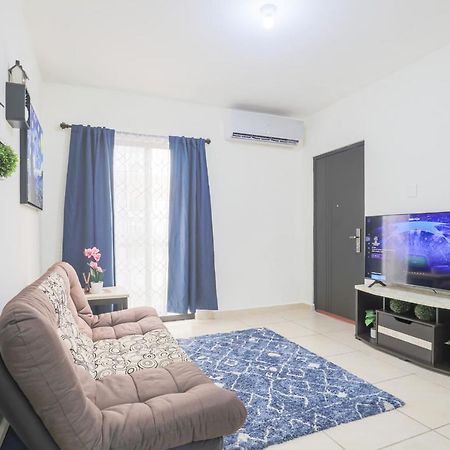 Departamento Lirios Residencial Para 5 Alberca Cancún Extérieur photo